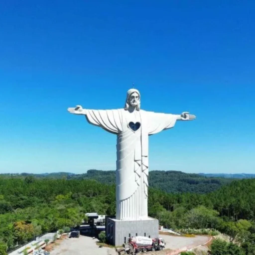 1_whatsapp_image_2025_03_17_at_10_01_36-48142268